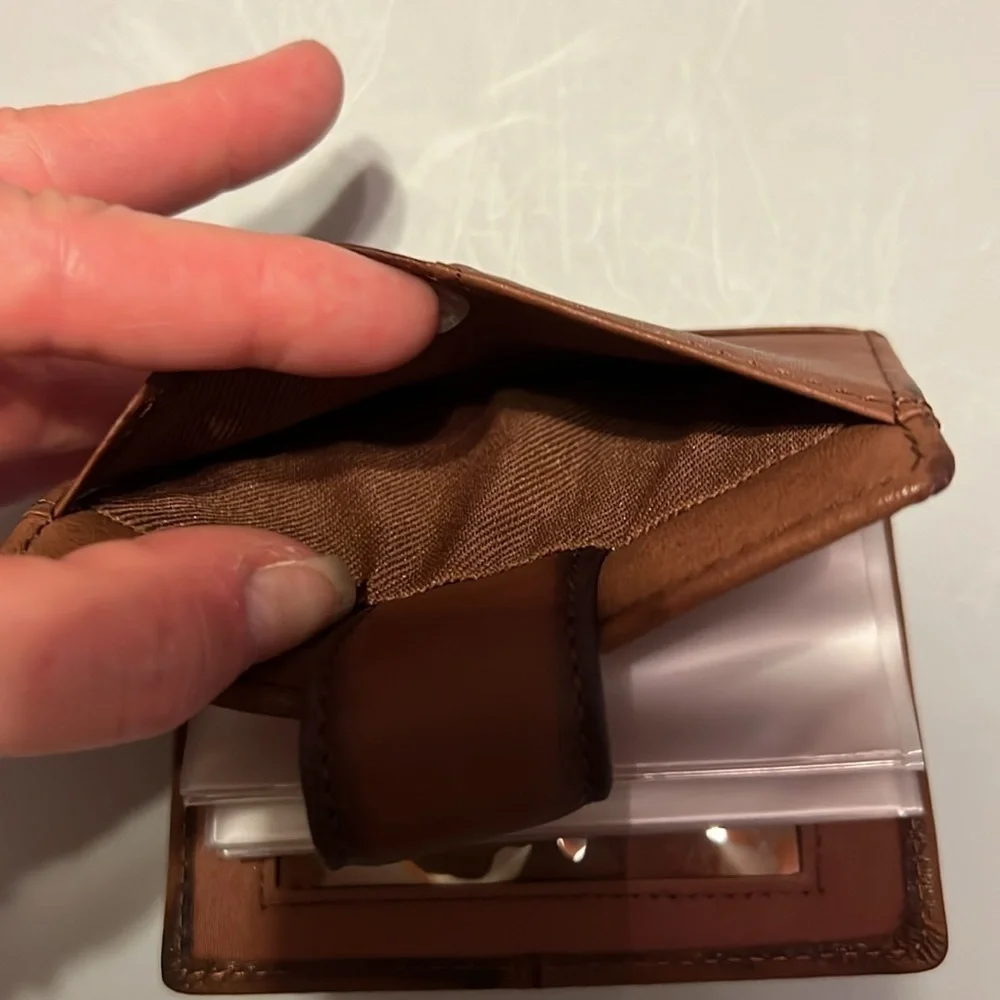 Vintage Wilson Leather Brown Wallet ID & Photos